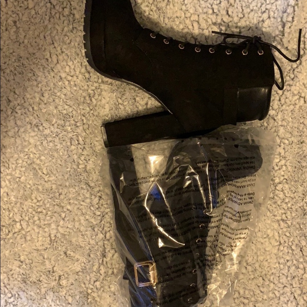 Never worn